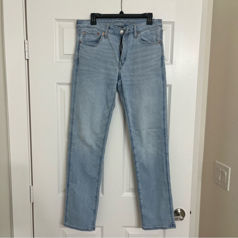 American Eagle Airflex+ Slim Straight Jeans Whitewash Men’s Size 32x34